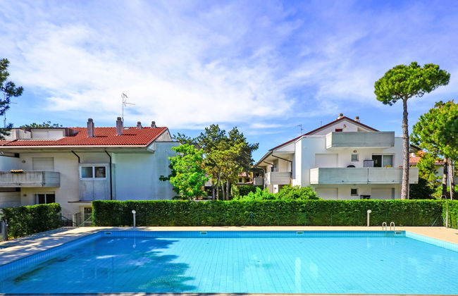 Apartamento de 2 quartos em Lignano Sabbiadoro com piscina e jardim - Foto 21