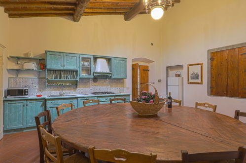 Photo 8 - 6 bedroom House in Greve in Chianti with private pool and garden