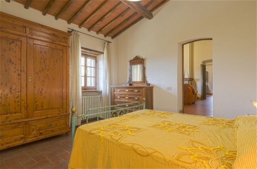 Foto 13 - Casa con 6 camere da letto a Greve in Chianti con piscina privata e giardino
