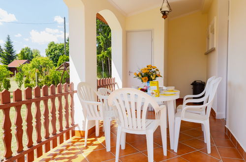 Photo 17 - 4 bedroom Apartment in Balatonmáriafürdő with garden and terrace