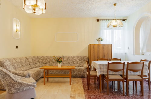 Photo 5 - 4 bedroom Apartment in Balatonmáriafürdő with garden and terrace