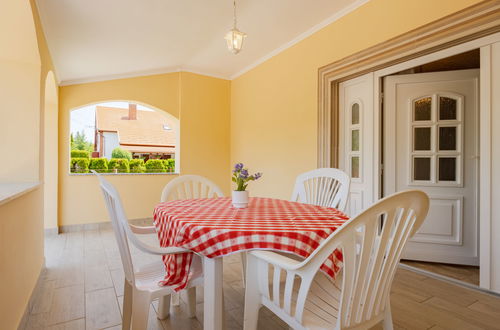 Photo 18 - 4 bedroom Apartment in Balatonmáriafürdő with garden and terrace