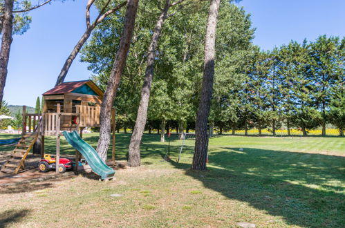 Photo 21 - Appartement en Suvereto avec piscine et vues à la mer