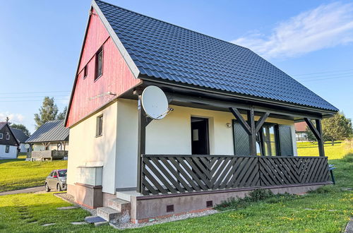 Photo 2 - Maison de 3 chambres à Černý Důl avec piscine et jardin