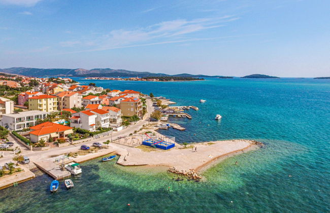 Apartment mit 2 Schlafzimmern in Sibenik mit schwimmbad und garten - Foto 10
