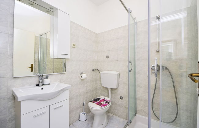 Apartment mit 2 Schlafzimmern in Sibenik mit schwimmbad und garten - Foto 13