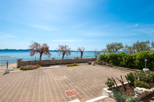 Photo 12 - Appartement de 2 chambres à Zadar avec jardin et terrasse