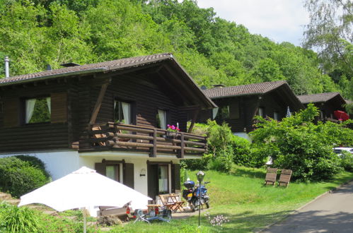 Photo 1 - Appartement de 2 chambres à Schönecken avec jardin et vues sur la montagne