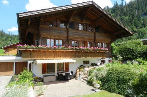 Foto 1 - Apartment mit 1 Schlafzimmer in Zweisimmen