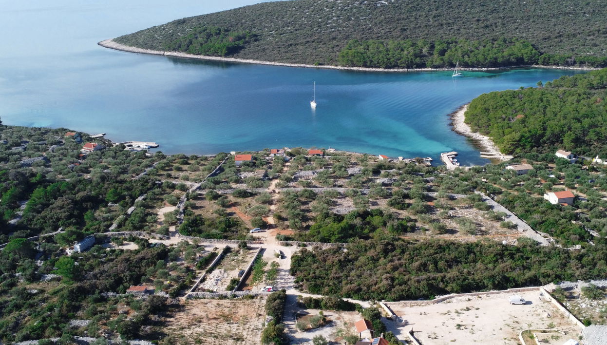 Haus mit 2 Schlafzimmern in Pašman mit garten und terrasse - Foto 1