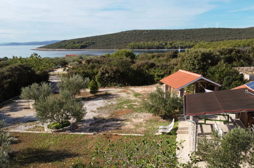 Foto 2 - Casa de 1 habitación en Pašman con terraza y vistas al mar