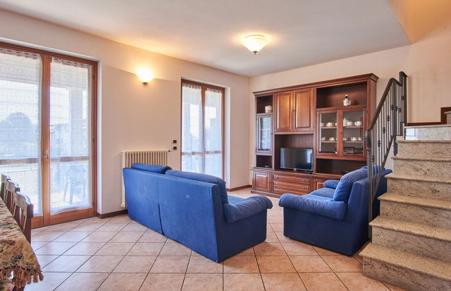 Casa de 4 quartos em Dongo com jardim e terraço - Foto 7