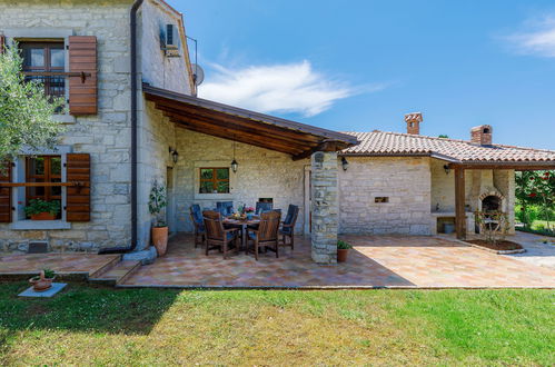 Photo 12 - Maison de 2 chambres à Sveti Lovreč avec piscine privée et vues à la mer