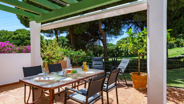 Haus mit 4 Schlafzimmern in Marbella mit schwimmbad und garten - Foto 2