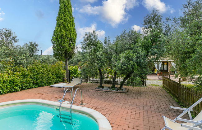 Casa de 2 quartos em Vinci com piscina privada e jardim - Foto 8