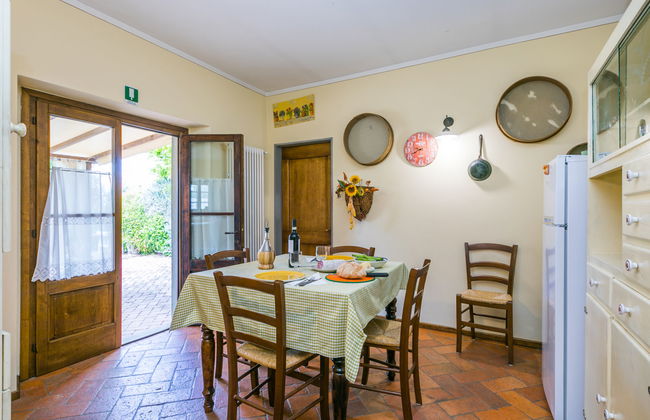 Casa de 2 quartos em Vinci com piscina privada e jardim - Foto 4