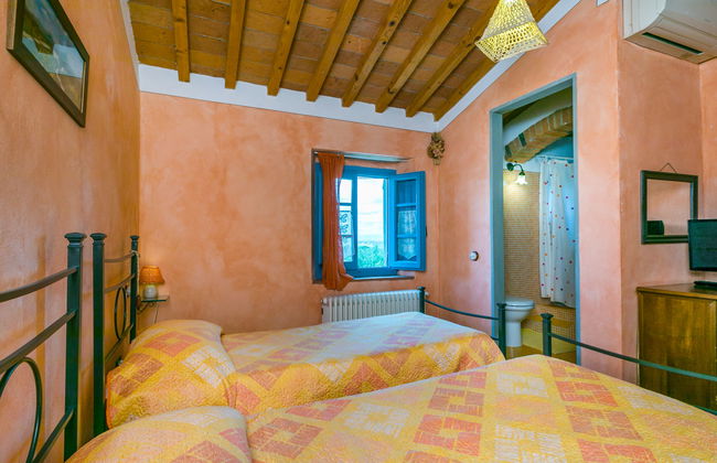 Casa de 2 quartos em Vinci com piscina privada e jardim - Foto 34
