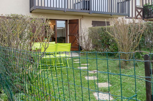 Photo 14 - 1 bedroom Apartment in Villers-sur-Mer with garden and terrace