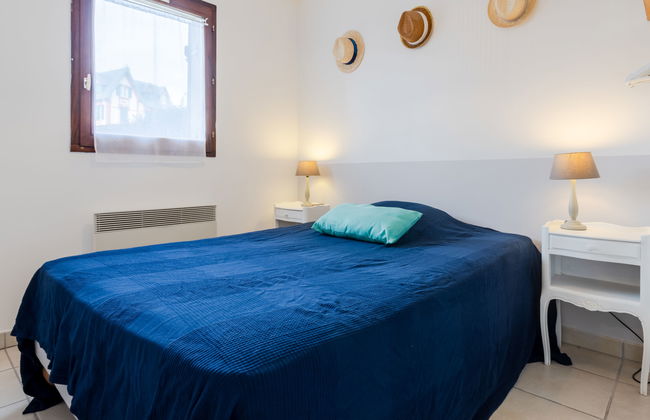 2 bedroom Apartment in Villers-sur-Mer with garden and terrace - Photo 5