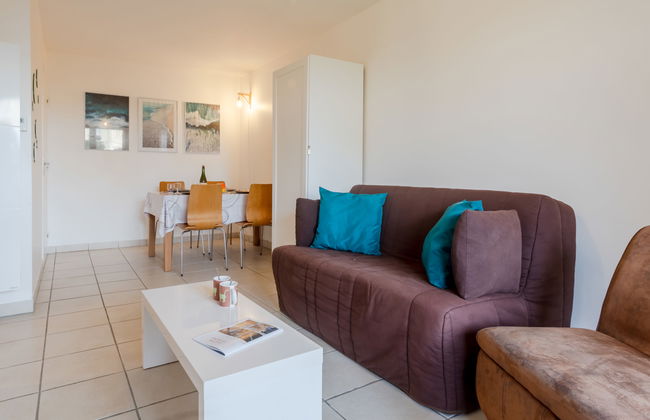 2 bedroom Apartment in Villers-sur-Mer with garden and terrace - Photo 4