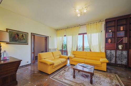 Foto 6 - Casa con 5 camere da letto a Camaiore con piscina privata e vista mare