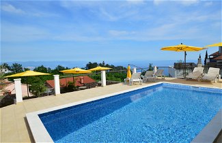 Photo 1 - 1 bedroom Apartment in Opatija with swimming pool and sea view
