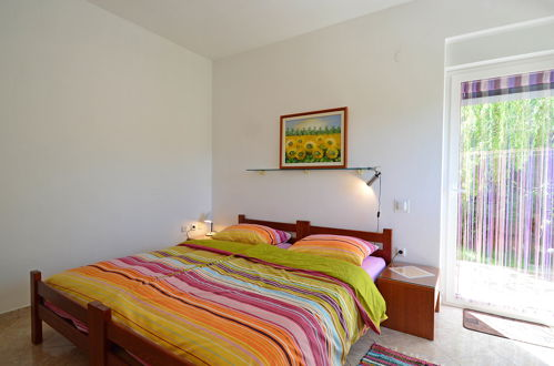 Foto 10 - Apartamento de 1 habitación en Opatija con piscina y vistas al mar