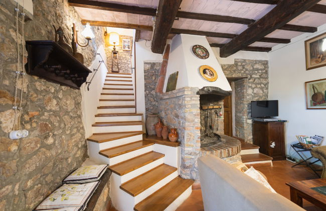 Casa de 4 quartos em Monticiano com piscina privada e jardim - Foto 31