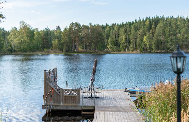 4 bedroom House in Finspång with garden and terrace - Photo 26