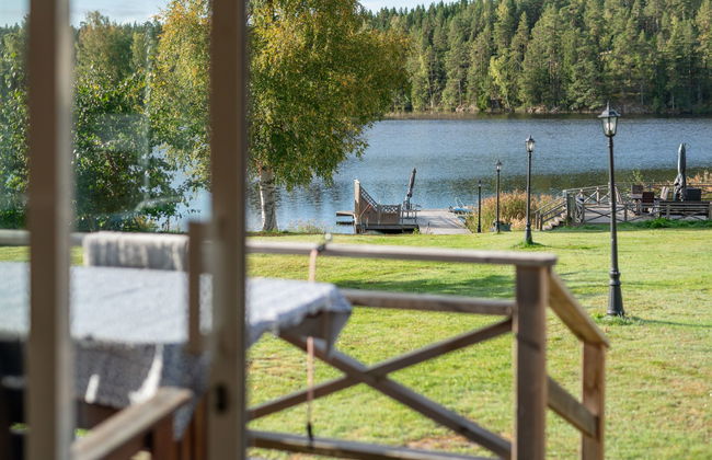 4 bedroom House in Finspång with garden and terrace - Photo 8