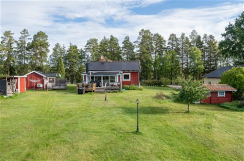 Foto 6 - Casa de 3 quartos em Finspång com jardim e terraço