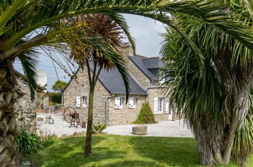 Photo 30 - Maison de 3 chambres à Plounévez-Lochrist avec jardin et vues à la mer