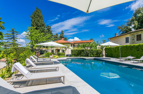 Foto 2 - Casa con 5 camere da letto a Greve in Chianti con piscina privata e giardino