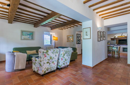 Photo 18 - 5 bedroom House in Greve in Chianti with private pool and garden