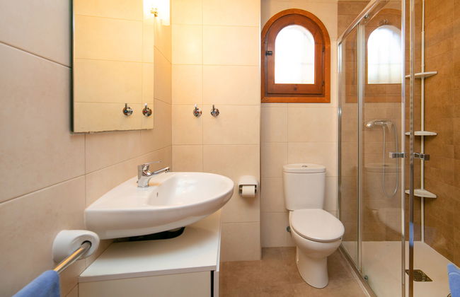 8 bedroom House in Benissa with private pool and garden - Photo 33