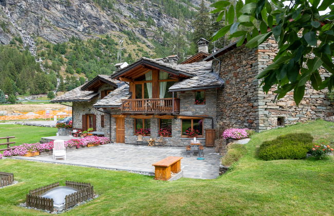 Casa de 3 quartos em Arvier com jardim e terraço - Foto 1