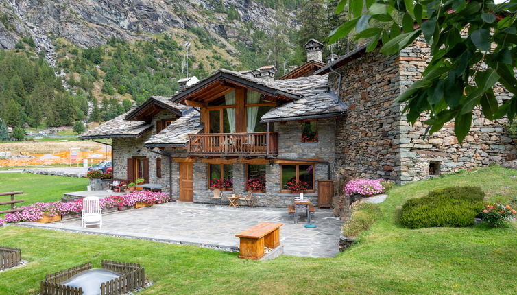 Photo 1 - Maison de 2 chambres à Arvier avec jardin et terrasse