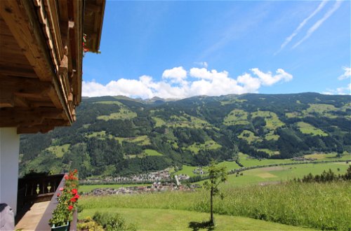 Foto 7 - Apartamento de 3 quartos em Aschau im Zillertal com vista para a montanha