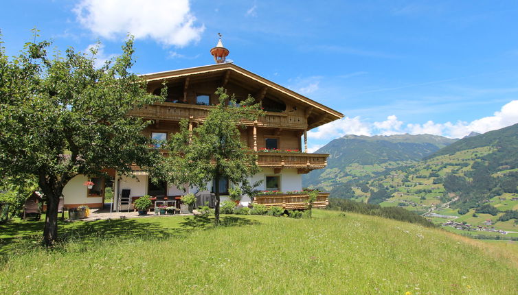 Foto 1 - Appartamento con 2 camere da letto a Aschau im Zillertal con giardino