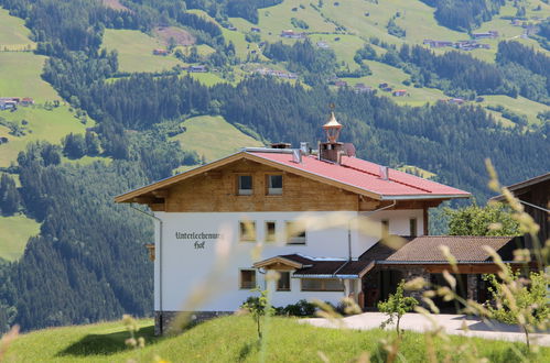 Foto 1 - Appartamento con 3 camere da letto a Aschau im Zillertal con giardino