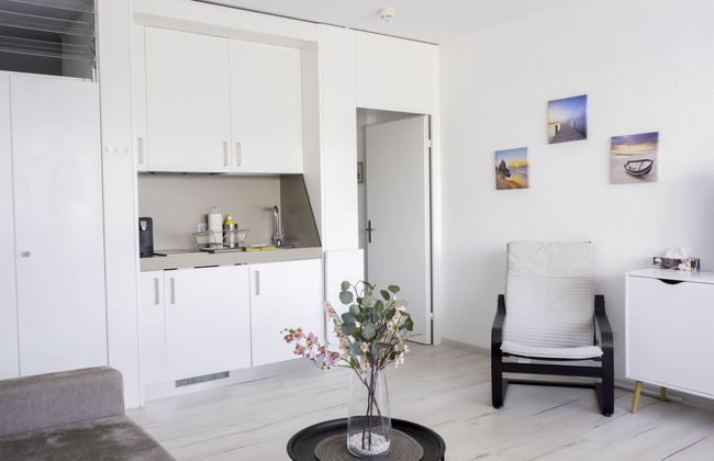 Apartamento de 2 quartos em Bissone com piscina e jardim - Foto 4