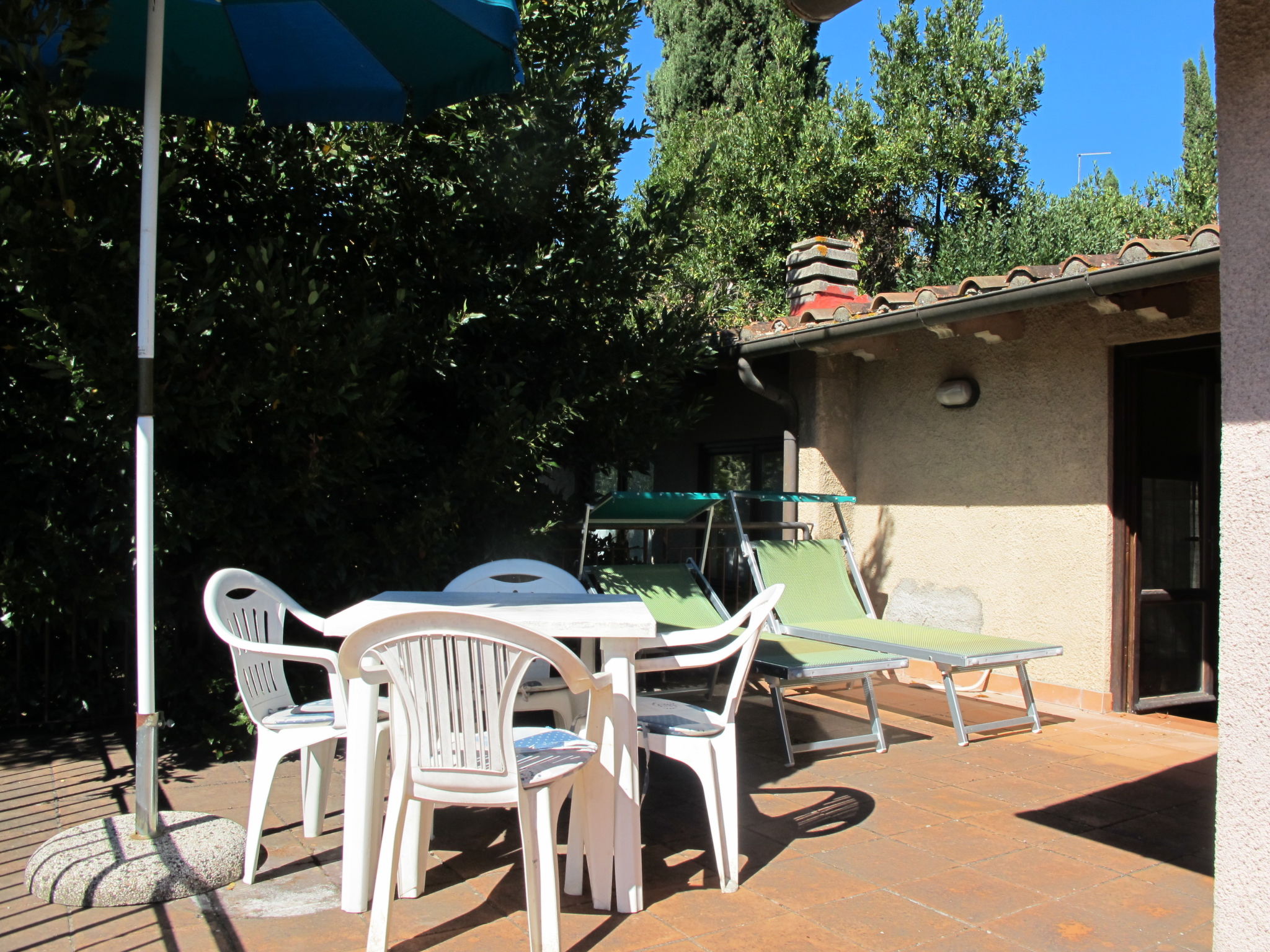 Photo 32 - 2 bedroom Apartment in San Gimignano with swimming pool and garden