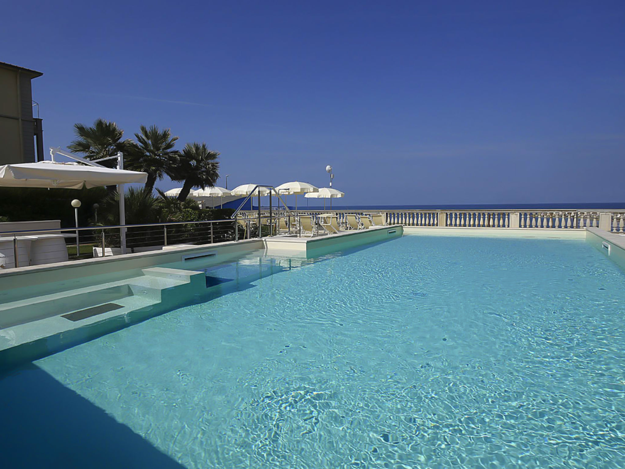 Foto 3 - Appartamento a San Vincenzo con piscina e vista mare