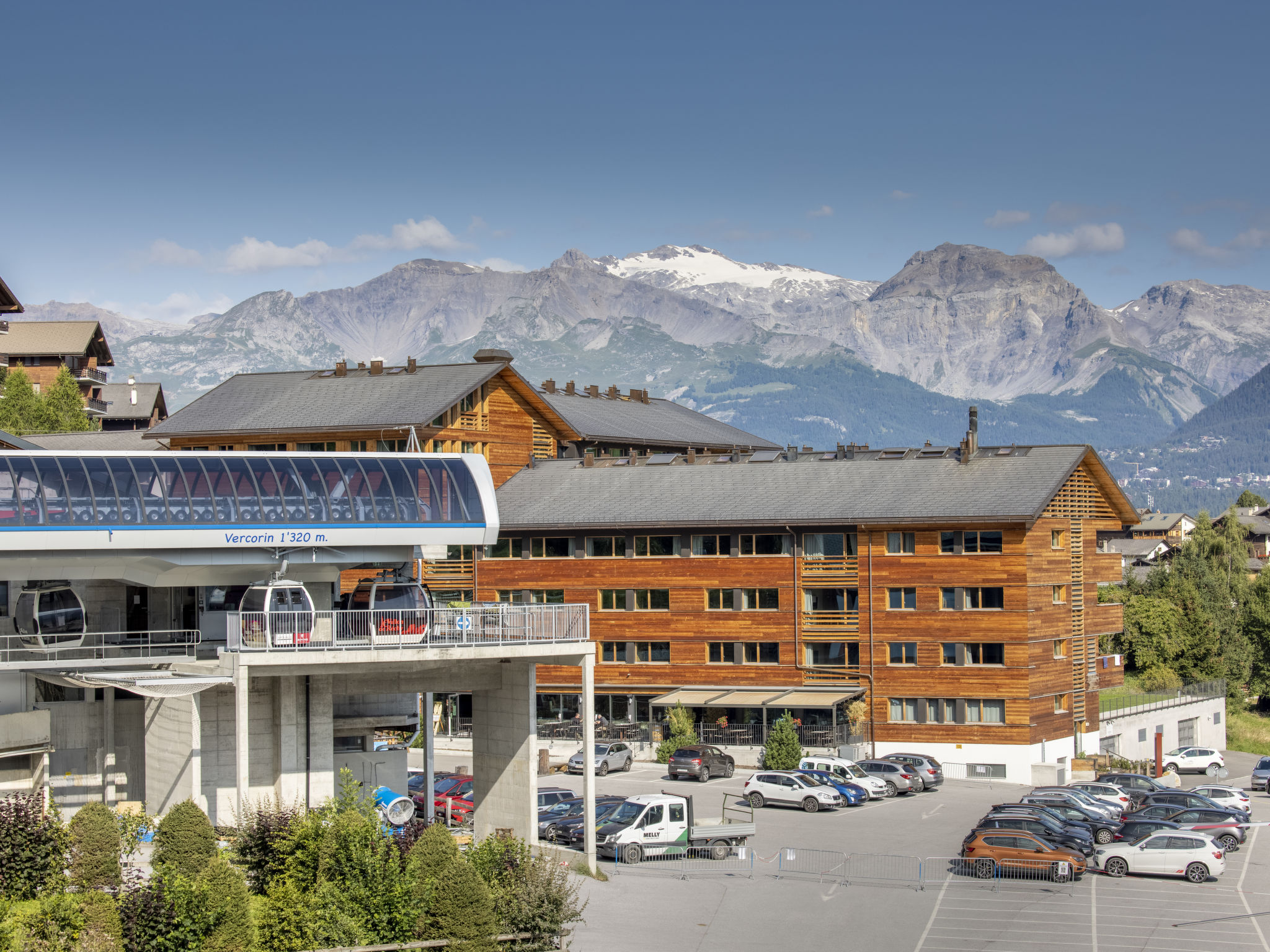 Foto 1 - Appartamento con 2 camere da letto a Chalais con sauna e vista sulle montagne