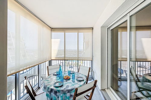 Foto 41 - Apartment mit 1 Schlafzimmer in La Grande-Motte mit terrasse