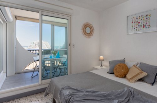 Foto 12 - Appartamento con 1 camera da letto a La Grande-Motte con terrazza e vista mare