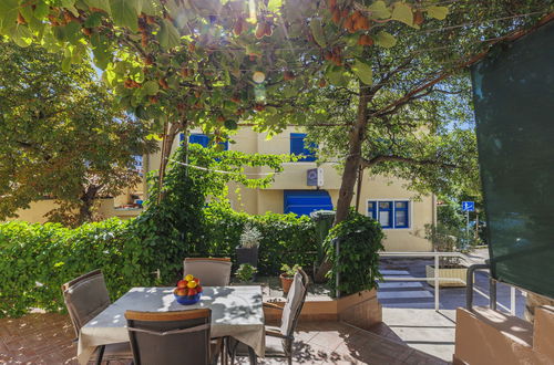 Photo 3 - Appartement de 2 chambres à Labin avec terrasse