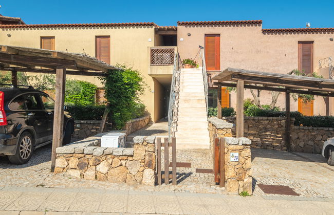 Apartamento de 2 quartos em Santa Teresa Gallura com piscina e jardim - Foto 28