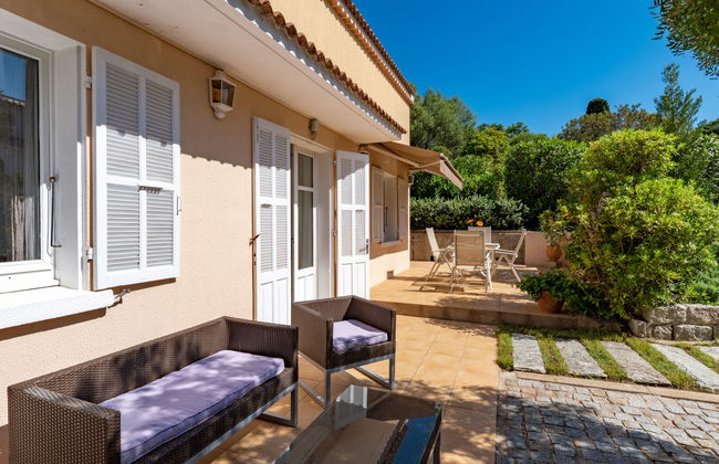 3 bedroom Apartment in Propriano with swimming pool and garden - Photo 2