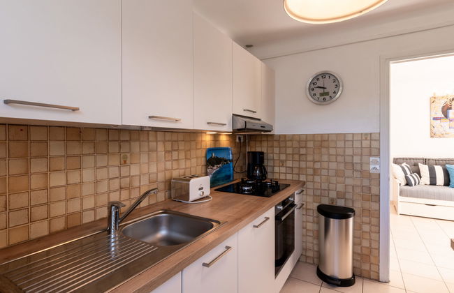 3 bedroom Apartment in Propriano with swimming pool and garden - Photo 8